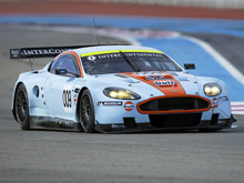 Aston-Martin-Racing-DBR9-Gulf-Oil-Event